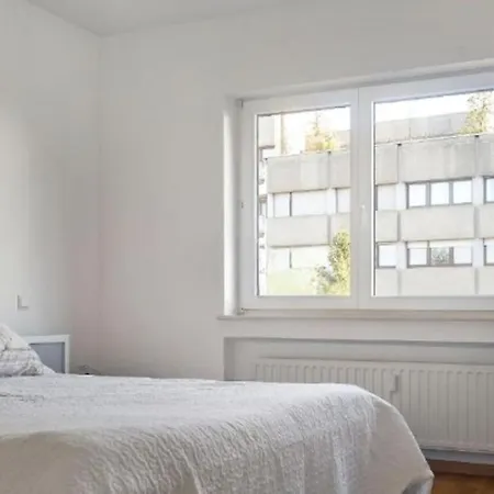 아파트 Large 3 Bedrooms Flat In Center With Parking *