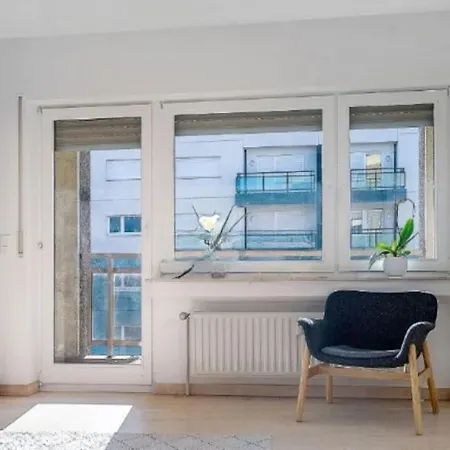 아파트 Large 3 Bedrooms Flat In Center With Parking