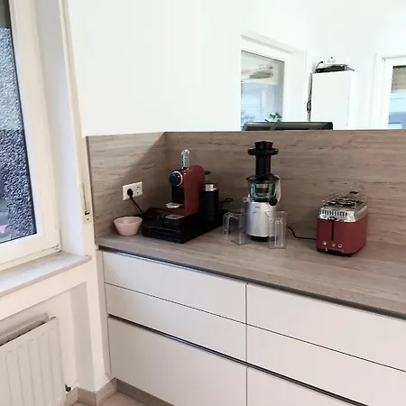 Large 3 Bedrooms Flat In Center With Parking