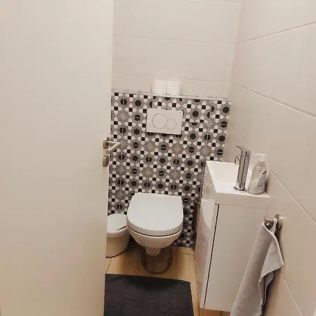 Large 3 Bedrooms Flat In Center With Parking 룩셈부르크